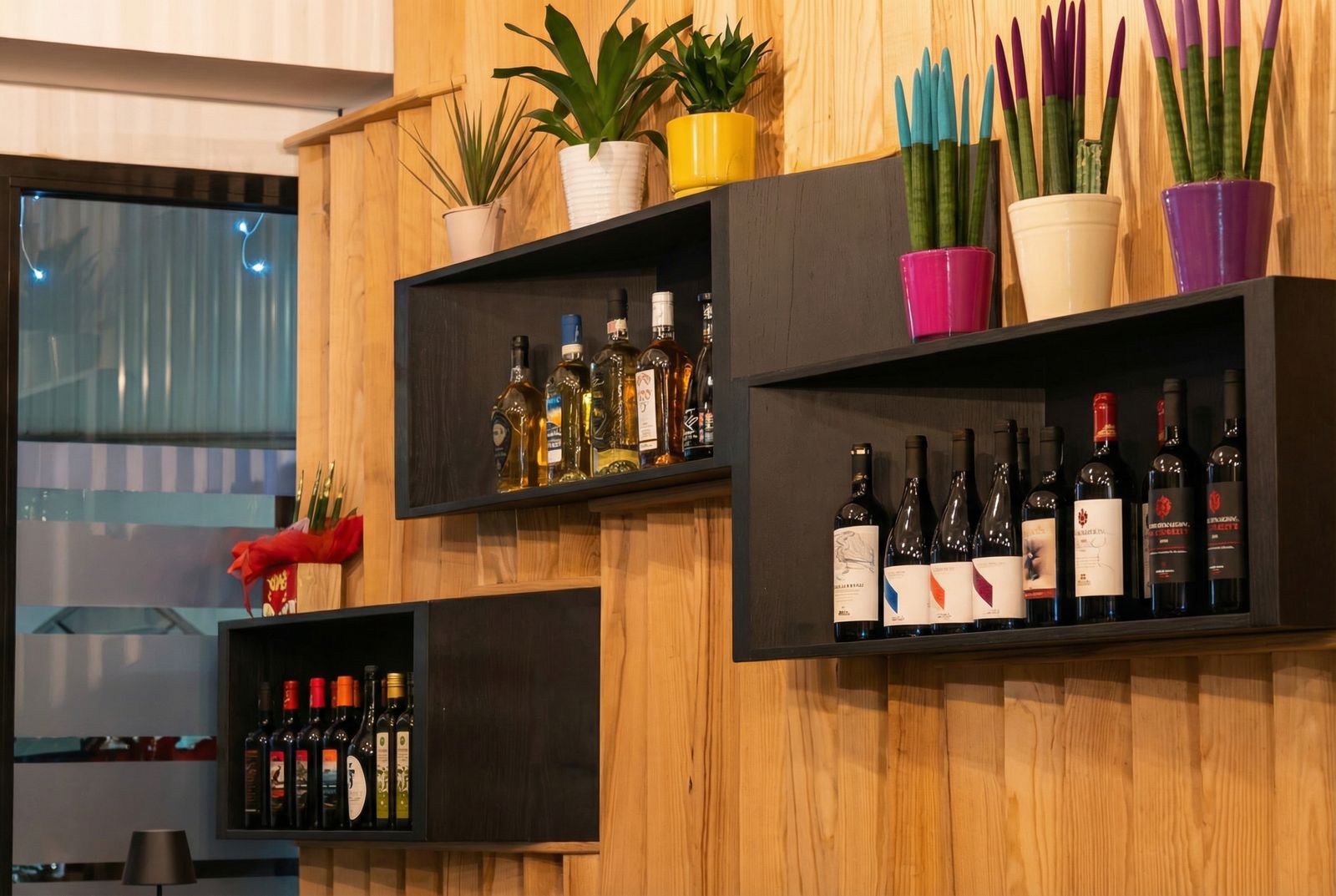Komos Cantina Wine Selection